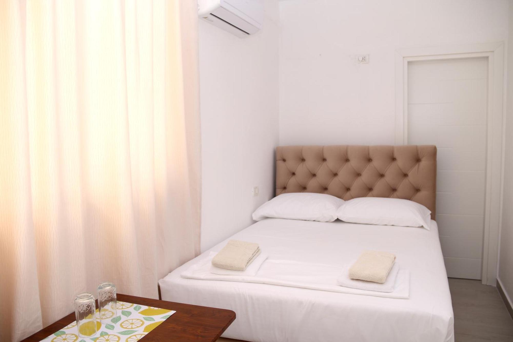 Vila Jovani ซารานเดอ ภายนอก รูปภาพ