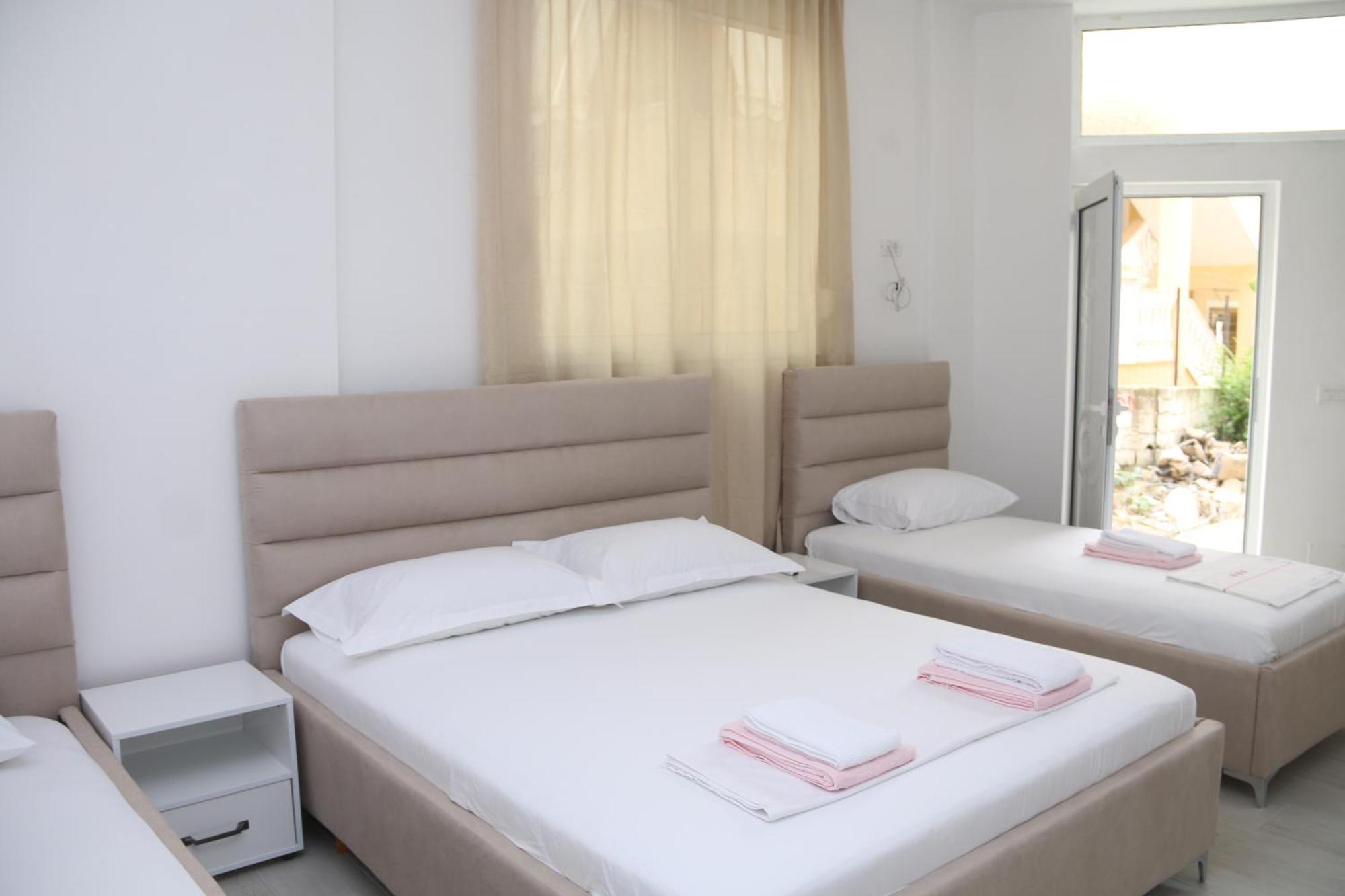 Vila Jovani ซารานเดอ ภายนอก รูปภาพ