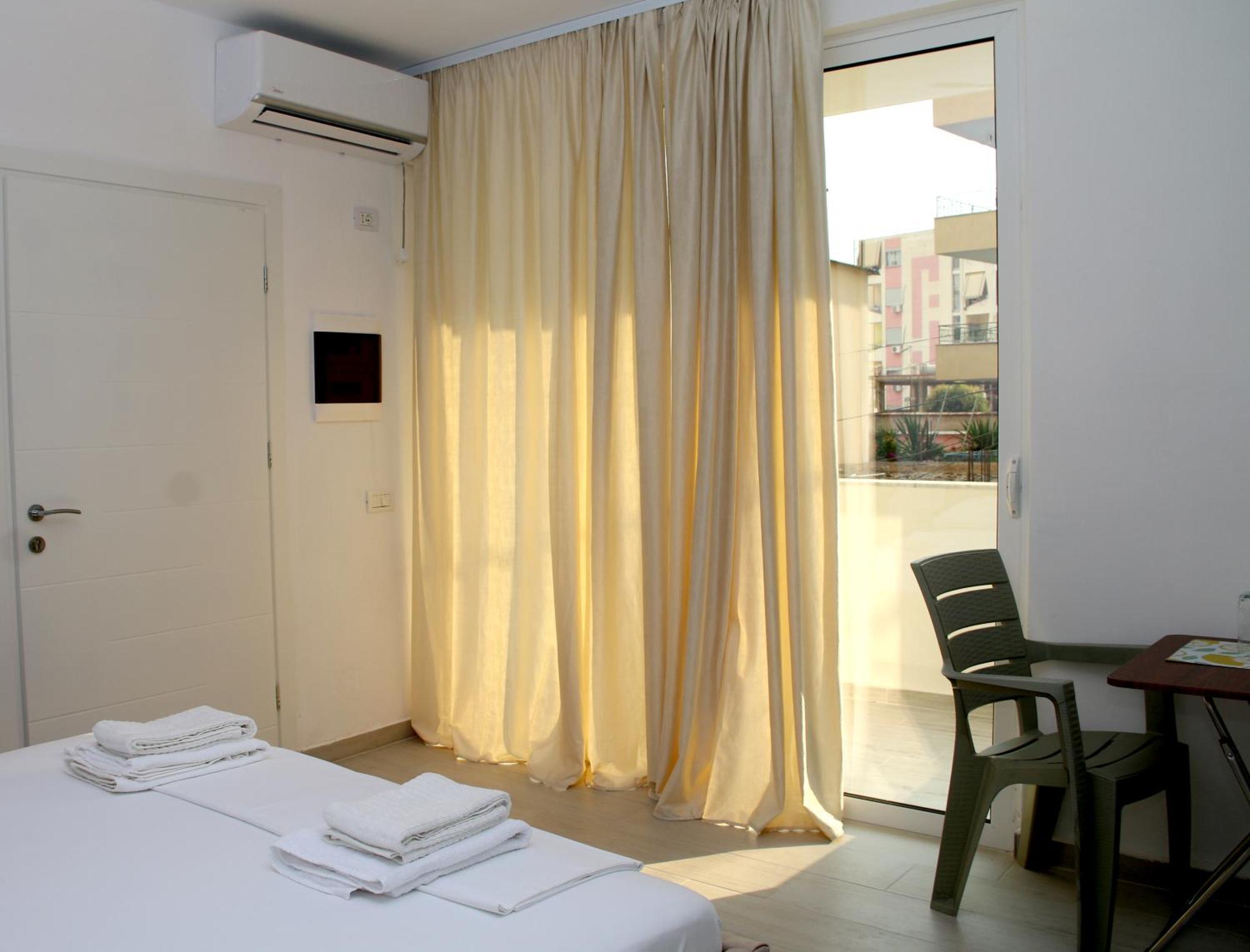 Vila Jovani ซารานเดอ ภายนอก รูปภาพ